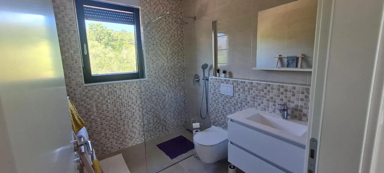 Apartmani Mariosa Vrbnik 0*,