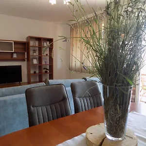 Apartment Borna