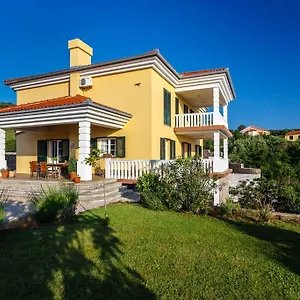 Bed & Breakfast Mirela, Vrbnik